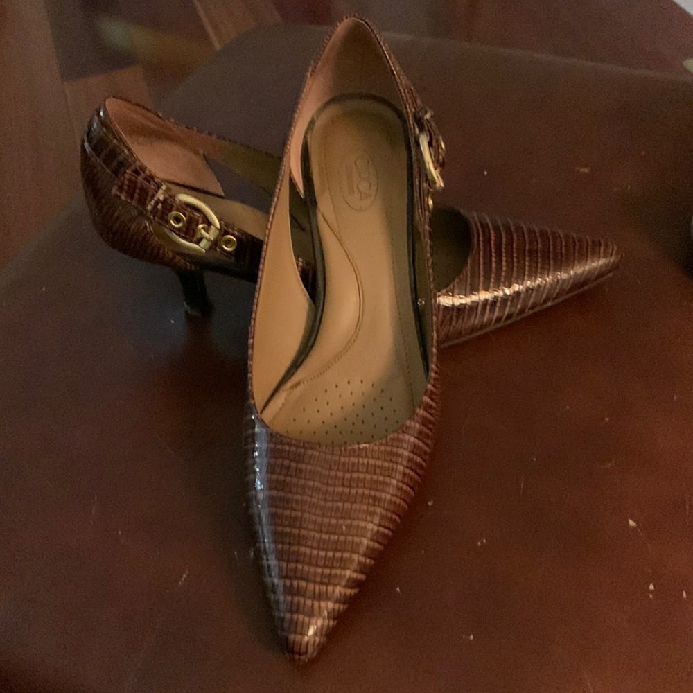 Brown Circa heels